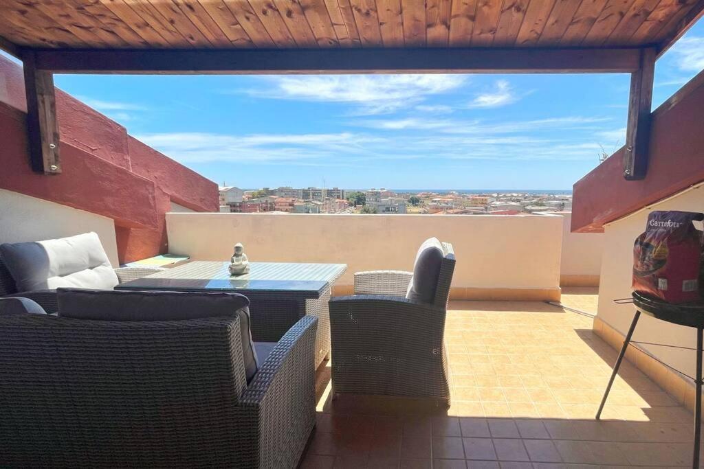 Relax Sea View Attic Apartment Quartu Sant'Elena Exterior photo