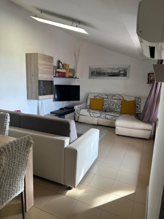 Relax Sea View Attic Apartment Quartu Sant'Elena Exterior photo